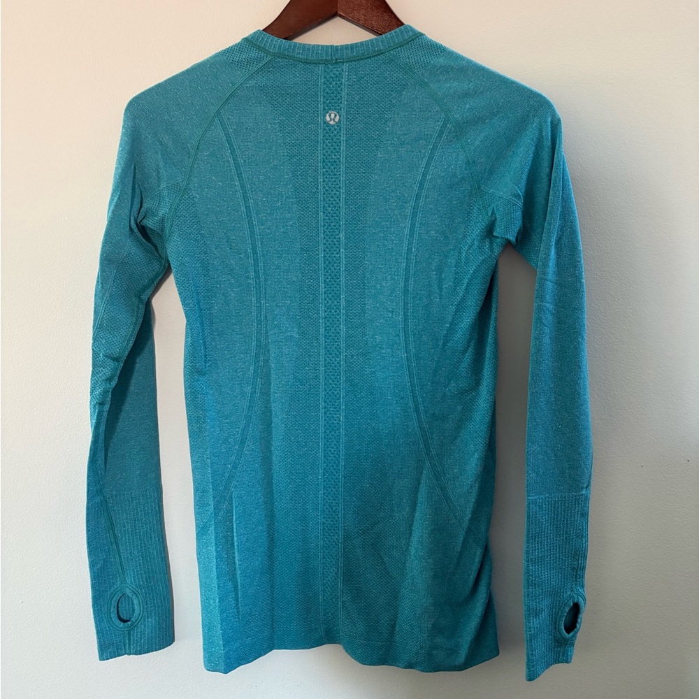 Lululemon Athletica long sleeve shirt sz 6 - Picture 2 of 3